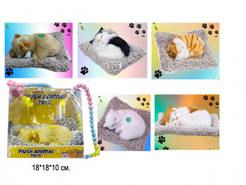 им Кошка арт. 40711-1 На лежанке цвета микс в прозрачной сумке•